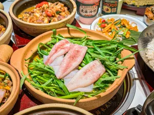 GRANDMA HU HAINAN FOOD STALL