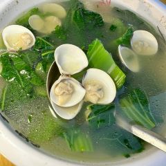 老船夫海鲜馆·本地人肯定·现捞鲜活海鲜(银滩店) User Photo