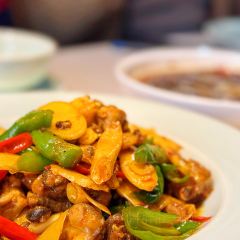 Niancai (yangguangshiji'aotelaisidian) User Photo