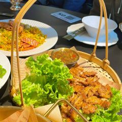 泰莱金·冬阴功手抓饭·傣泰融合·泰国罗氏虾餐厅(滨海大道店) User Photo