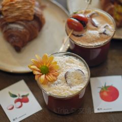 Paper Cafe User Photo