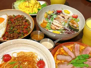 半秋山西餐厅(京山店)