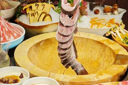 胜鱻潭蒸汽石锅鱼(五一北路店)