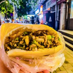 LAO SAN HANG FAN JIE TONG ZI JI DIAN YI HE LU DIAN User Photo