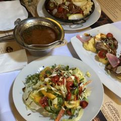 Szazeves Etterem User Photo