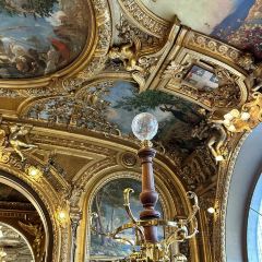 Le Train Bleu User Photo