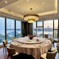 LIN JIANG YING User Photo