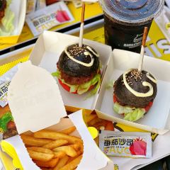 沙朗阿甘鲜肉汉堡(人民公园店) User Photo