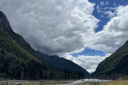 小金新四姑娘山庄(双桥沟景区店)·中餐厅