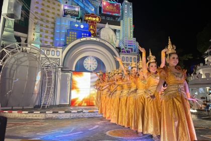 JIN NA LI HUANG GU YA YAN GUO JI ZI ZHU CAN TING