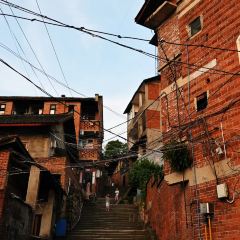 ZHENG ZONG LAO ZI HAO BAN BAN QIAO YOU ZHA BA User Photo