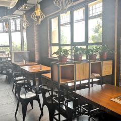 半天妖烤鱼(世欧广场店) User Photo