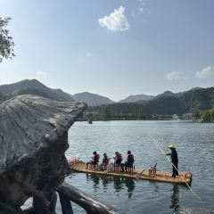 月亮湾瀑布咖啡 User Photo