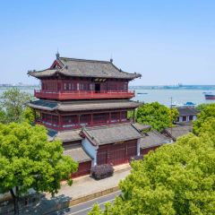 YING JIE XIAOCHI User Photo