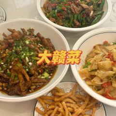 SAN WEI GUAN User Photo