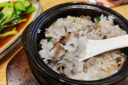 芋家人芋头饭(百丽花园店)