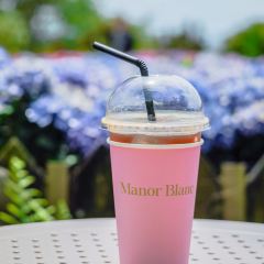 Manor Blanc User Photo