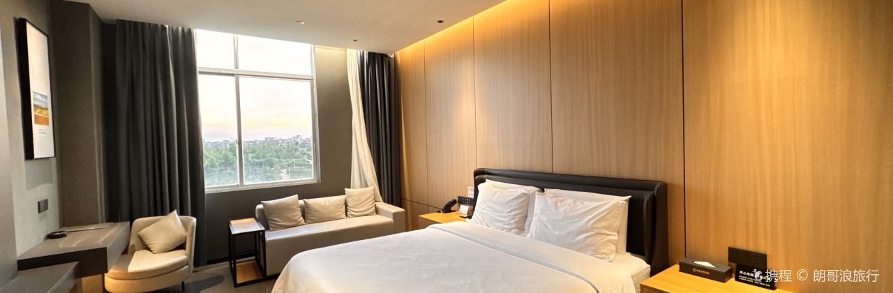 鸿源食庄(城东店)