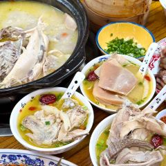 一品红养生汤煲(沙坪坝公园店) User Photo