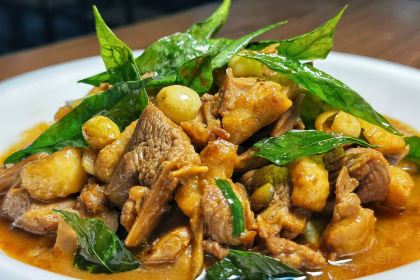 骆越人家土菜馆