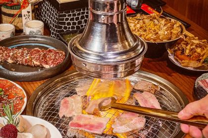 肉倉焼肉バー(勺园里店)