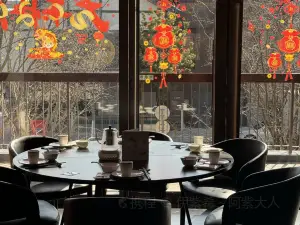 春潮酒家(滨江新城店)