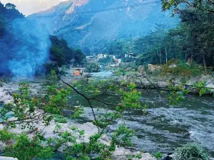 Kunming Xiadajigou Canyon Wild Hot Spring Camping Site