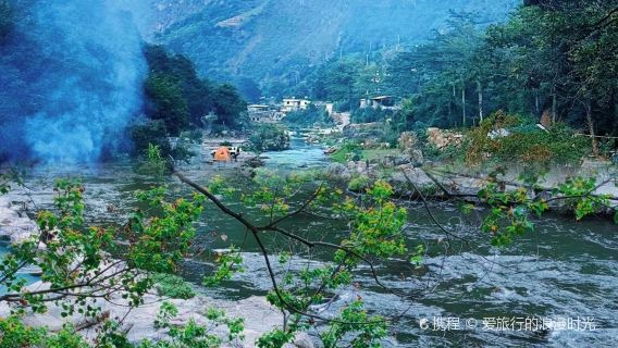 Kunming Xiadaji Canyon Wild Hot Spring Campsite