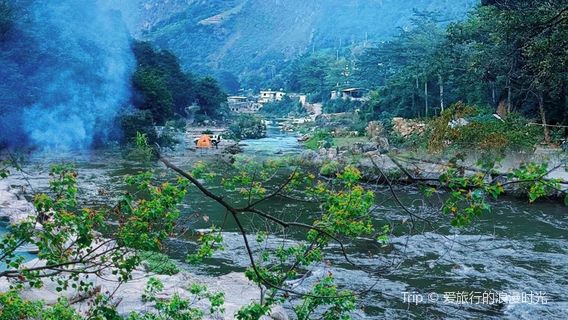 Kunming Xiadajigou Canyon Wild Hot Spring Camping Site
