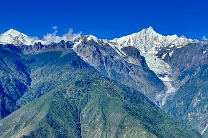 拾柒·山居艺术酒店·拾柒·味餐厅