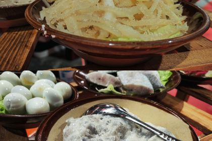 蜀味土碗老火锅(汇川路店)