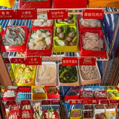 唐记煌·大坨牛肉串串香火锅(中渼市集店) User Photo