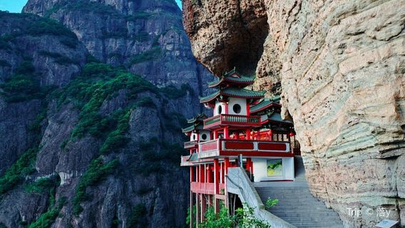 Lingtong Rock Scenic Area - Commercial Viewing Platform