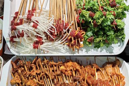 卤串哥砂锅串串香(坑梓店)