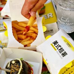 沙朗阿甘鲜肉汉堡(人民公园店) User Photo