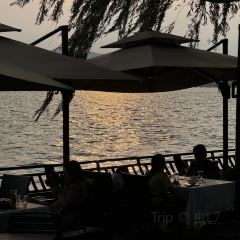 ON LAKE 여행 사진