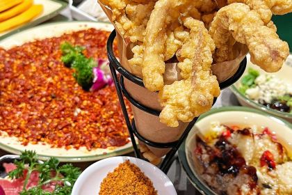 董閃閃老火锅(天府1店)