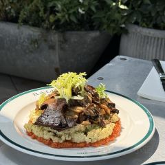 Ralph's Bar User Photo