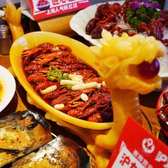 沪九哥·羊蝎子牛腩煲龙虾烧烤(大宁店) 여행 사진