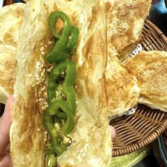 三牛家厨(长江路店) User Photo