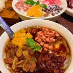 蛮横鸡爪煲(龙贵店) User Photo
