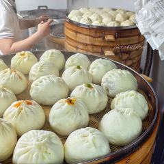 LAO ZHU SHI CHEN BAO ZI User Photo