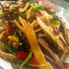 翠翠苗饼(凤凰古城店) User Photo