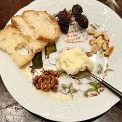 Marche Aux Vinsyamada User Photo