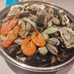 Red Wharf Cheap Seafood Barbecue Food Stalls (Xinghai Store) User Photo