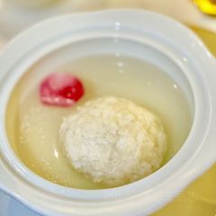 上海古北禧玥酒店·玛瑙花园 User Photo