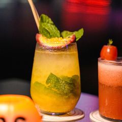 DEW Lounge User Photo