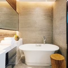 湖州臻隐锦绣别墅度假酒店 · 漾YOUNG User Photo