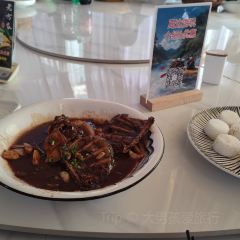 Lao Fang Jia · Classic Moganshan Cuisine (Houwu Distribution Center Branch) ảnh của người dùng