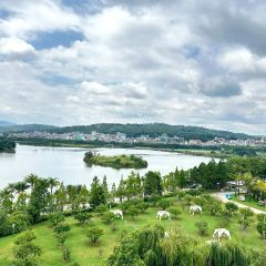 东风庄园红酒庄主题餐厅 User Photo